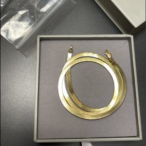 18” Solid Gold 14k Herringbone chain 4mm NEW